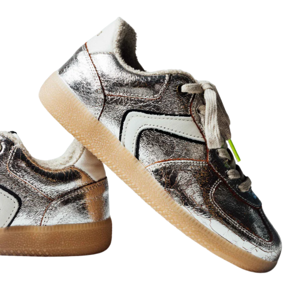 Verbenas Sora Trainer (Cracked Silver)