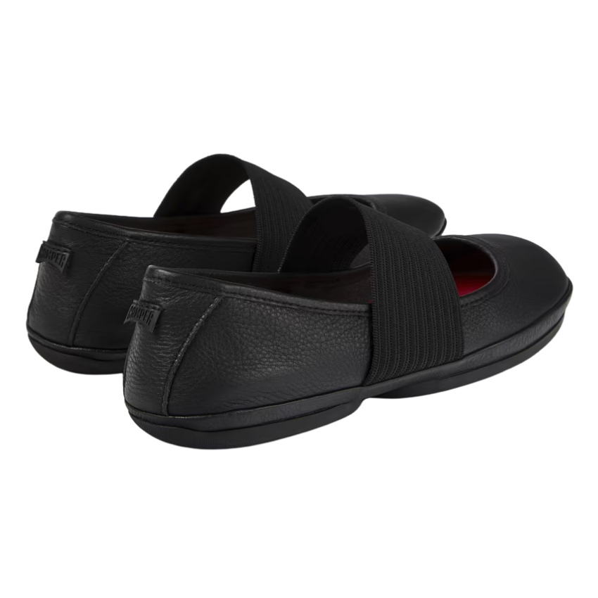 Right Nina Leather Pump (Black)