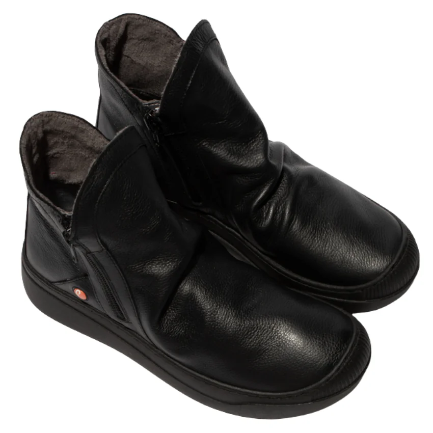 Abil Leather Zip Boot (Black)