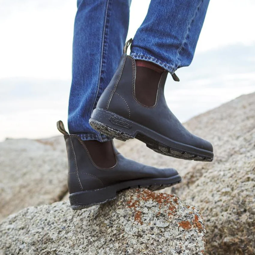 550 Chelsea Boot (Walnut)